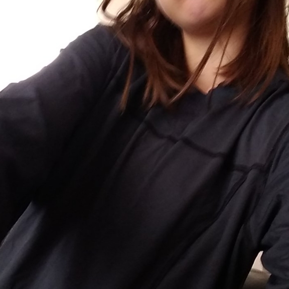 Lululemon long sleeve activewear - Picture 2 of 2